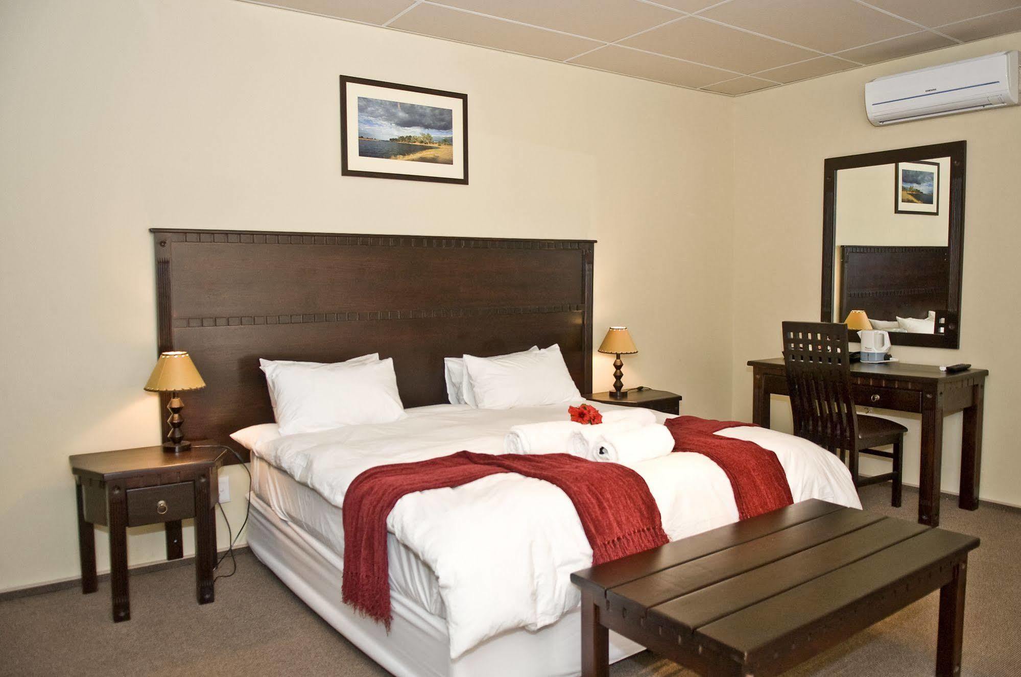 Protea Hotel By Marriott Zambezi River Lodge Katima Mulilo Exteriér fotografie